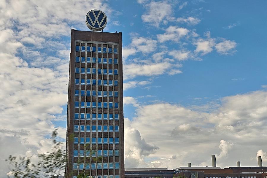 VW-Krise: SPD-Wirtschaftspolitiker Roloff fordert Zusammenarbeit mit Gewerkschaften und Beschäftigten