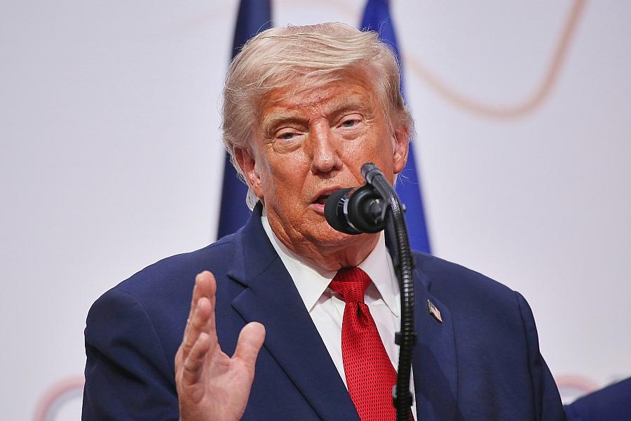 Trump: USA erheben 20-Prozent-Gebühr auf Schiffsverkehr in der Straße von Hormus