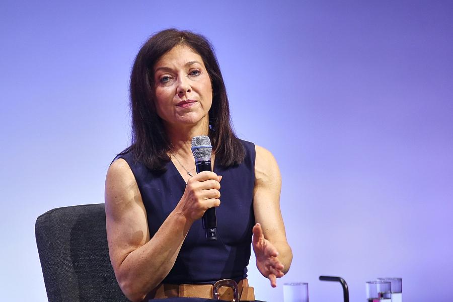 Wirtschaftsministerin Reiche treibt Rechenzentren in Deutschland voran – Netzagentur soll Anschlussregime ändern