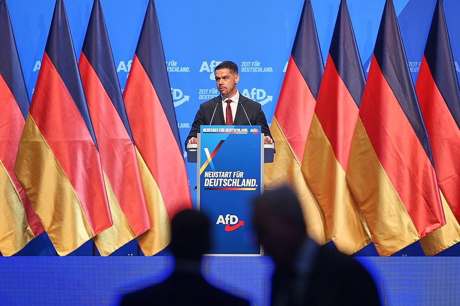 AfD wählt Hannes Gnauck zum neuen Bundesschatzmeister nach Kampfabstimmung