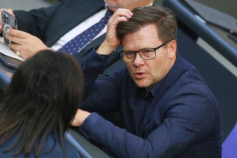 Umweltminister Schneider widerspricht Wirtschaftsministerin Reiche bei EU-Methanverordnung