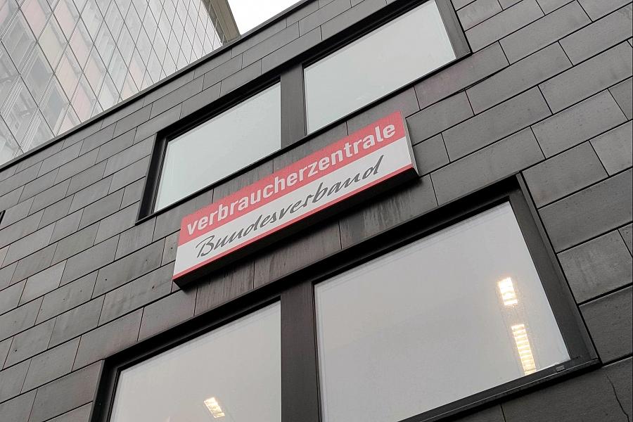 Verbraucherzentrale verurteilt riskante Finanzgeschäfte der Krankenkassen