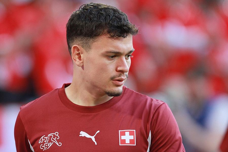 Argentinien besiegt Schweiz im Viertelfinale der Fußball-WM nach Verlängerung
