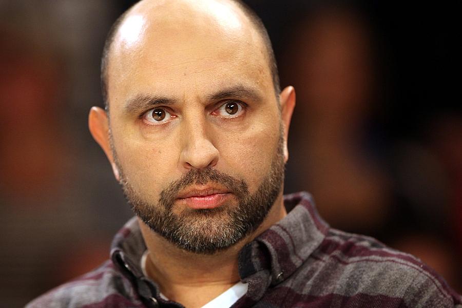 Kabarettist Serdar Somuncu über WM-Aus: Antinationalist und Kritiker von Fahnen und Nationalhymnen