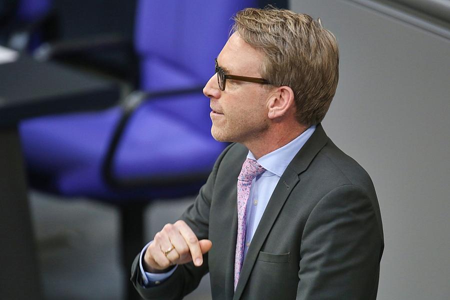 PKGr-Vorsitzender Henrichmann: Deutsche Geheimdienste sollen russische Drohnenfabriken per Cyberangriff lahmlegen können