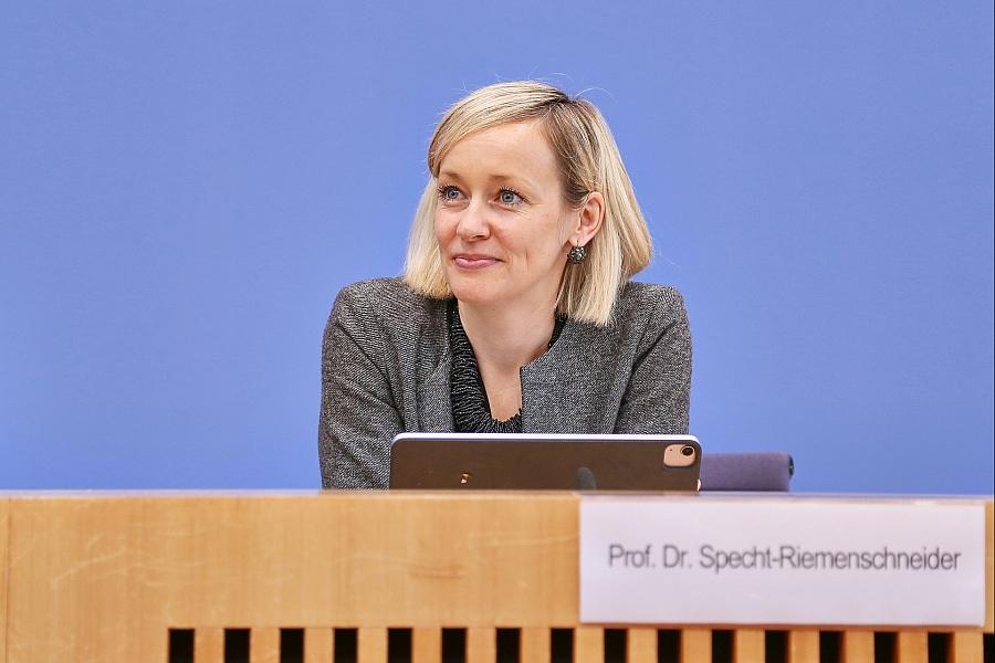 Reform der Nachrichtendienste: Datenschutzbeauftragte fordert Balance zwischen Sicherheit und Freiheit