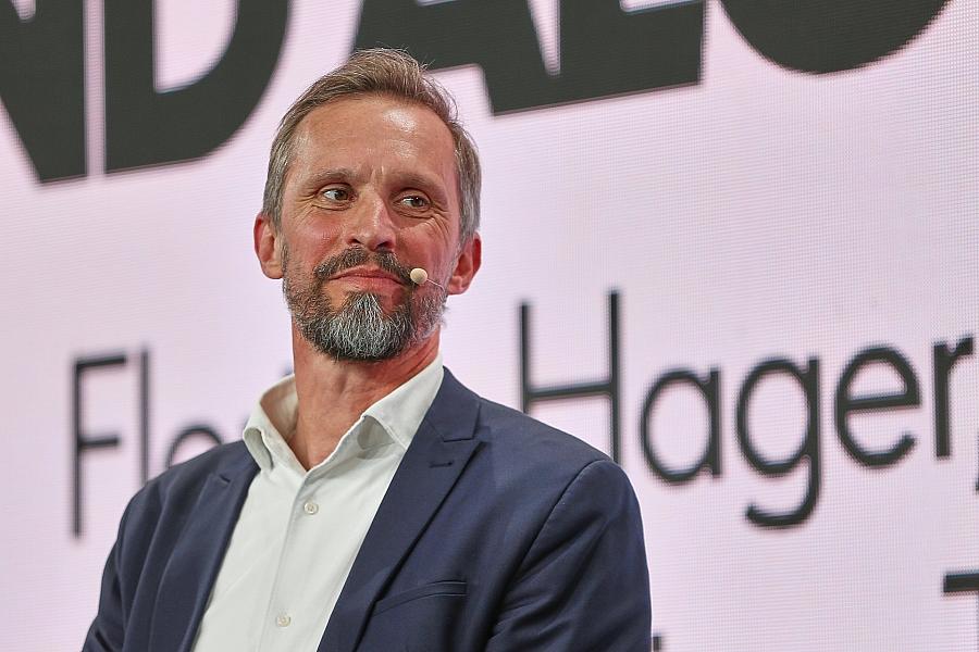 BILDKORREKTUR: Florian Hager als HR-Intendant wiedergewählt: Fünf weitere Jahre ab 2027
