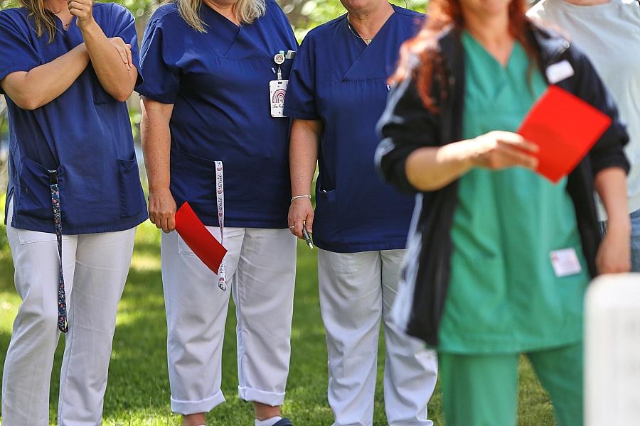 Pflegereform: Unions-Experten unterstützen Forderungen der Ost-Ministerpräsidenten nach Korrekturen