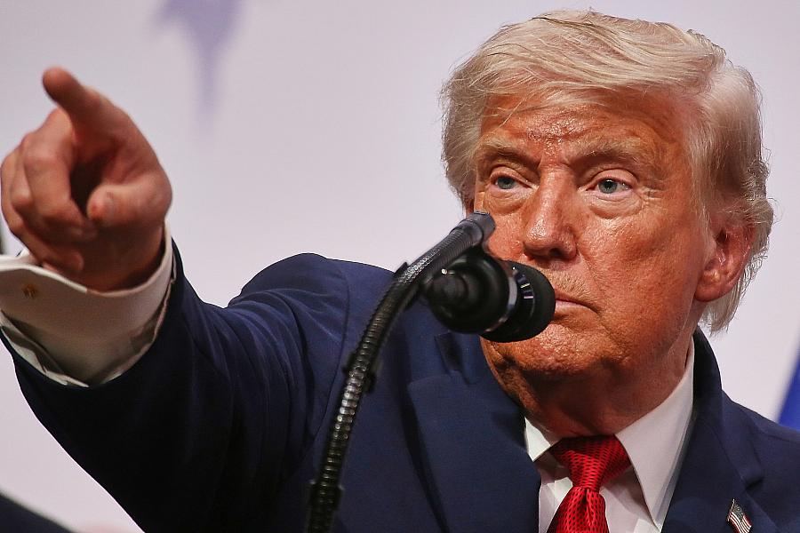 Trump kündigt Wirtschaftskrieg gegen Iran an und droht allen Unterstützern mit Konsequenzen