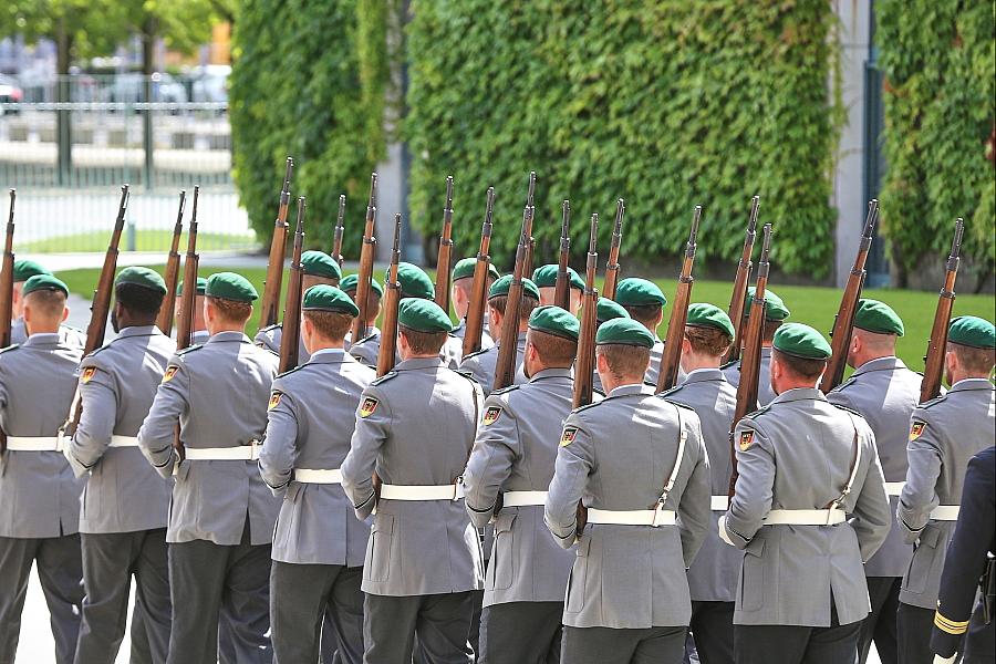Bundeswehr erreicht neuen Personalhöchststand mit 186.700 Soldaten