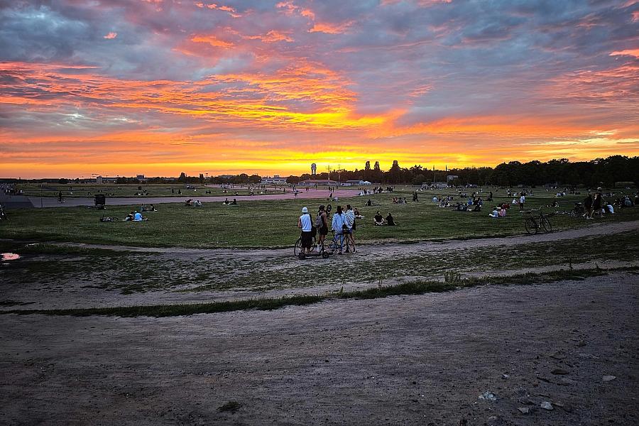 Werner Graf: Berlin braucht Konzertbühne für Megastars am Tempelhofer Feld