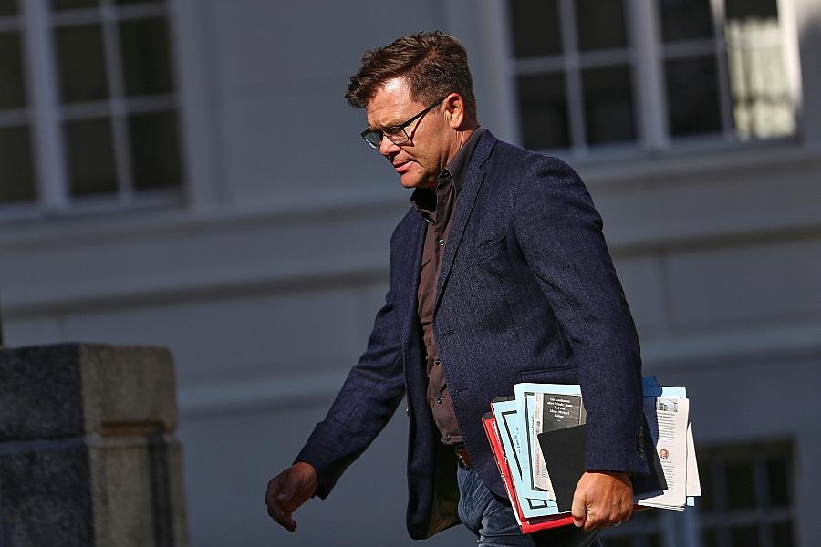 Umweltminister Schneider will Klimaanpassung als Gemeinschaftsaufgabe trotz Unions-Widerstand
