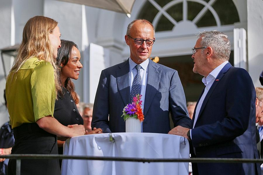 ZDH-Präsident fordert bei Kabinettsklausur weniger Lohnnebenkosten und Bürokratie