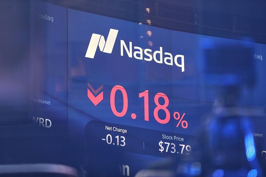 US-Anleger stoßen vor dem Wochenende Aktien ab