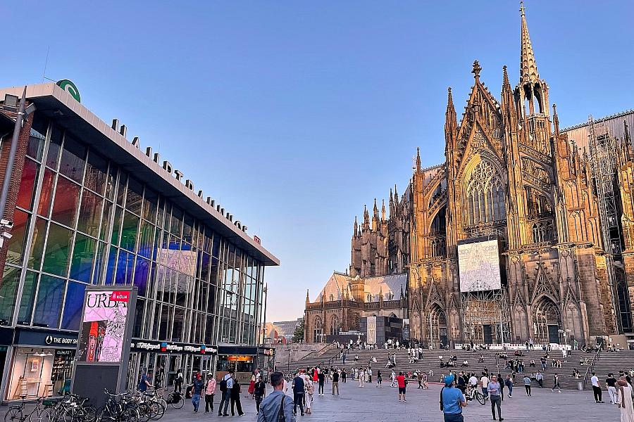 Köln soll Abschiebehilfe abgelehnt haben – Rufe nach Konsequenzen