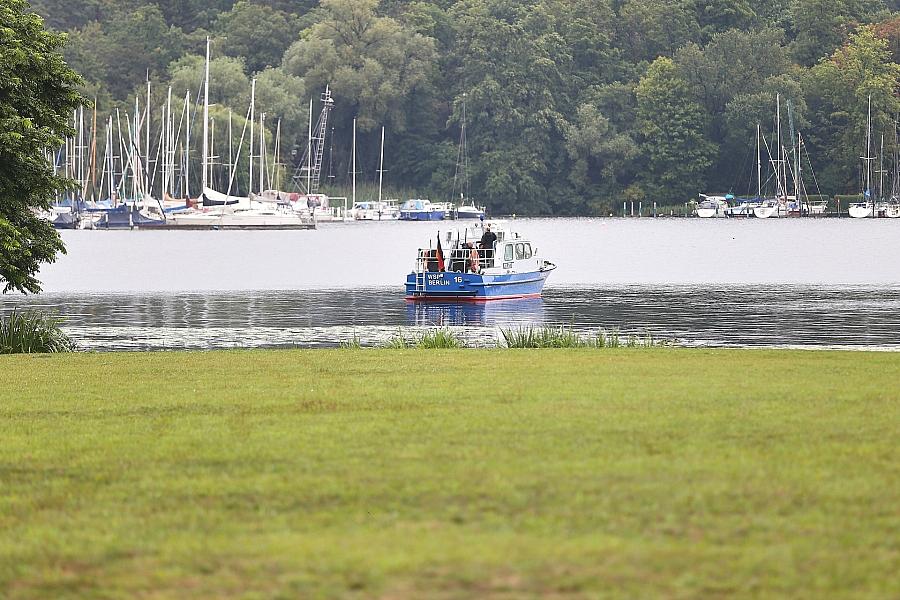 Segelyacht im Hafen Barth vor dem Sinken bewahrt