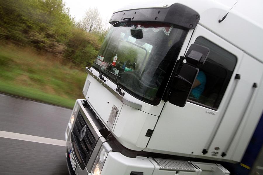 Mecklenburg-Vorpommern lockert wegen Niedrigwasser Fahrverbote für Ersatztransporte