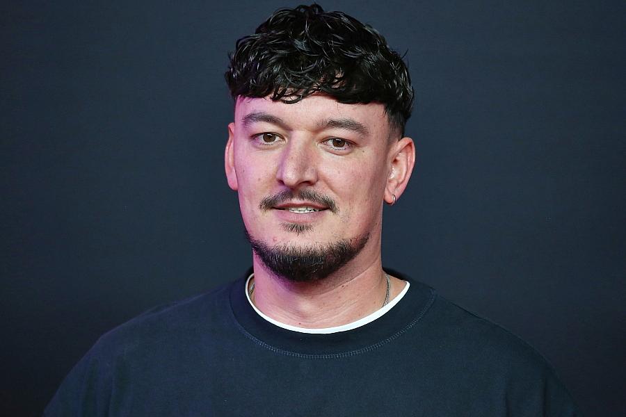 Montez erobert Spitze der Album-Charts