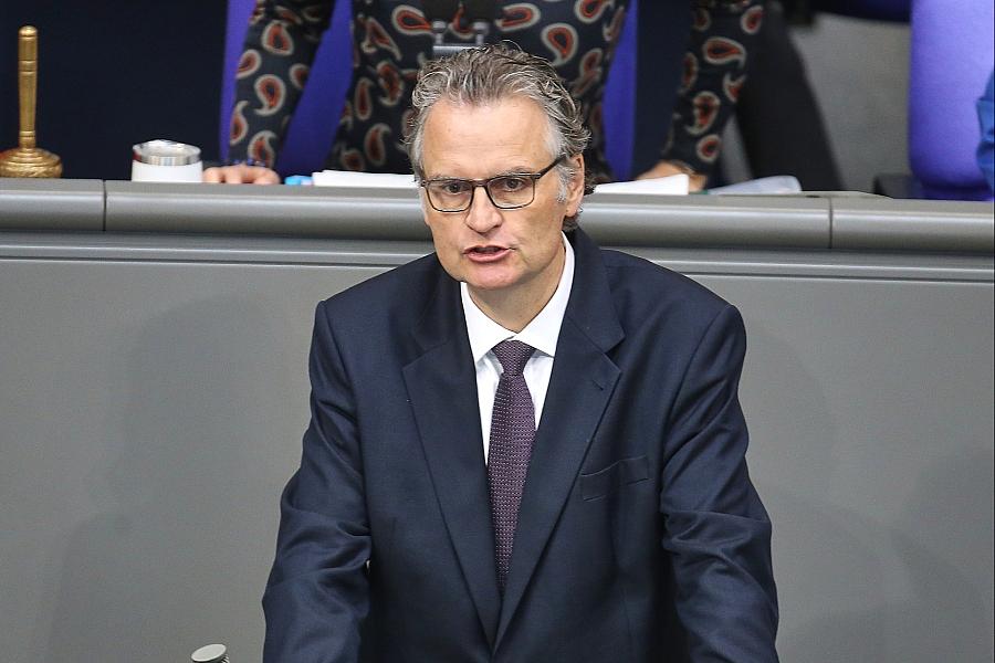 Sozialleistungsmissbrauch: Unionsfraktionsvize fordert härtere Schritte