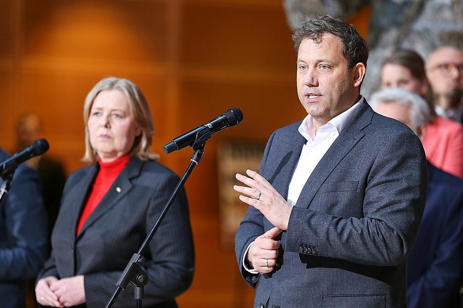 Nach Wahlen in Berlin und Mecklenburg-Vorpommern: SPD-Abgeordneter Töns fordert Neuaufstellung der Partei