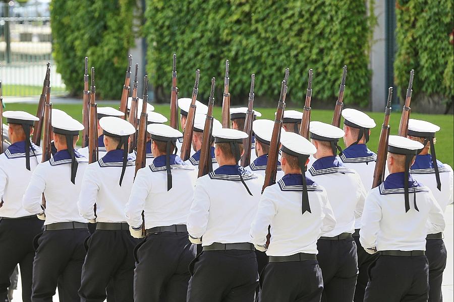 Bundeswehr: Wehrbeauftragter begrüßt Vorgehen gegen sexualisiertes Fehlverhalten