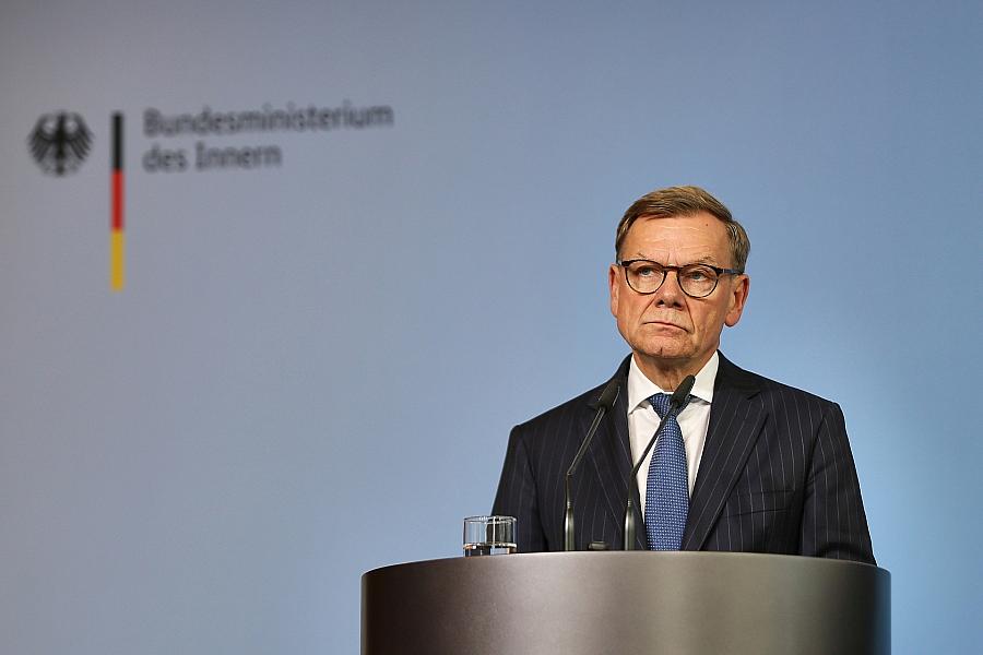 Wadephul nennt Russland-Sanktionen Teil der Zeitenwende