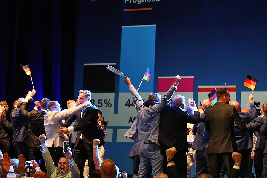Landtagswahl Sachsen-Anhalt: AfD siegt mit 43,8 Prozent, CDU mehr als halbiert