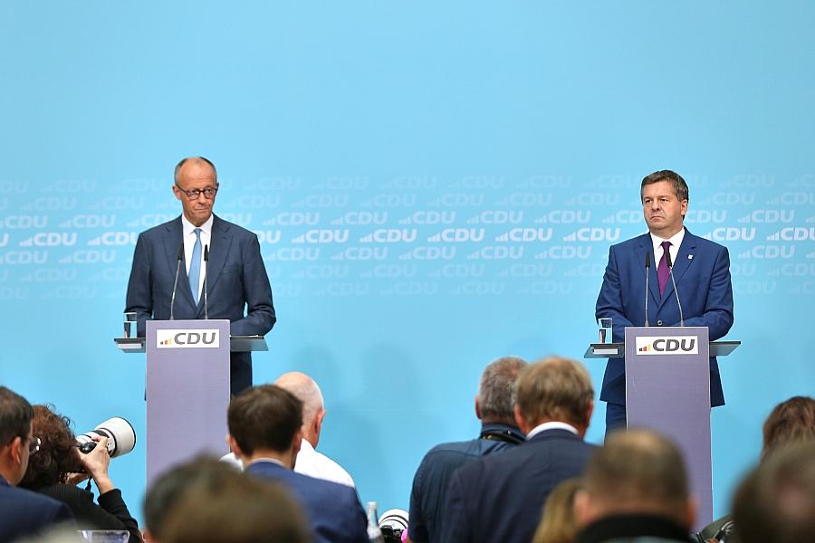 Friedrich Merz und Sven Schulze am 07.09.2026