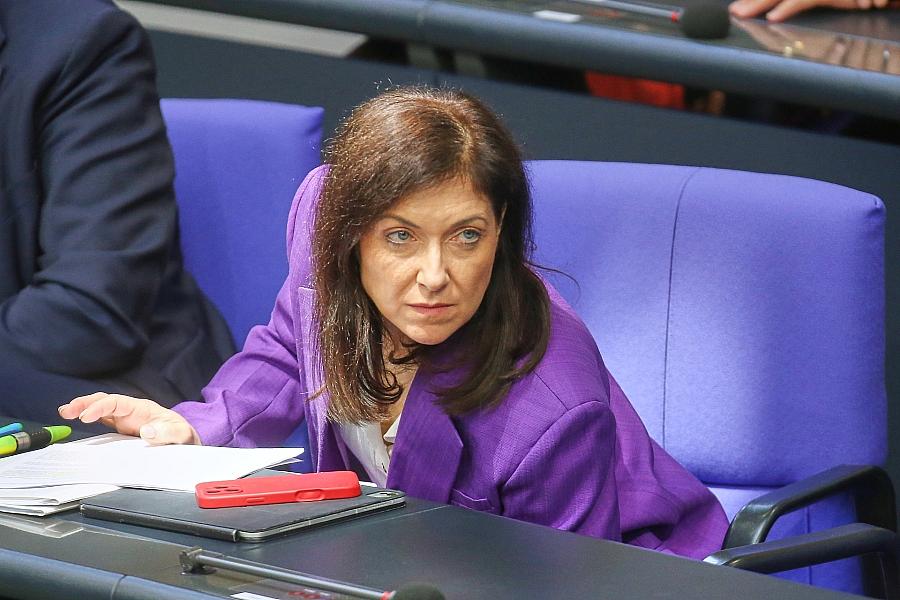 Spritpreisdeckel: Wirtschaftsministerin Reiche nennt Bedingungen für Einführung