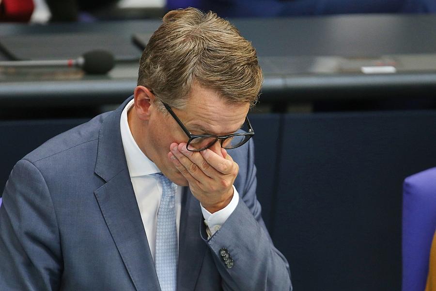 SPD-Fraktionschef Miersch stoppt Linnemanns Pflegereform: Kürzungspaket ohne Strukturreformen nicht mit der SPD-Fraktion