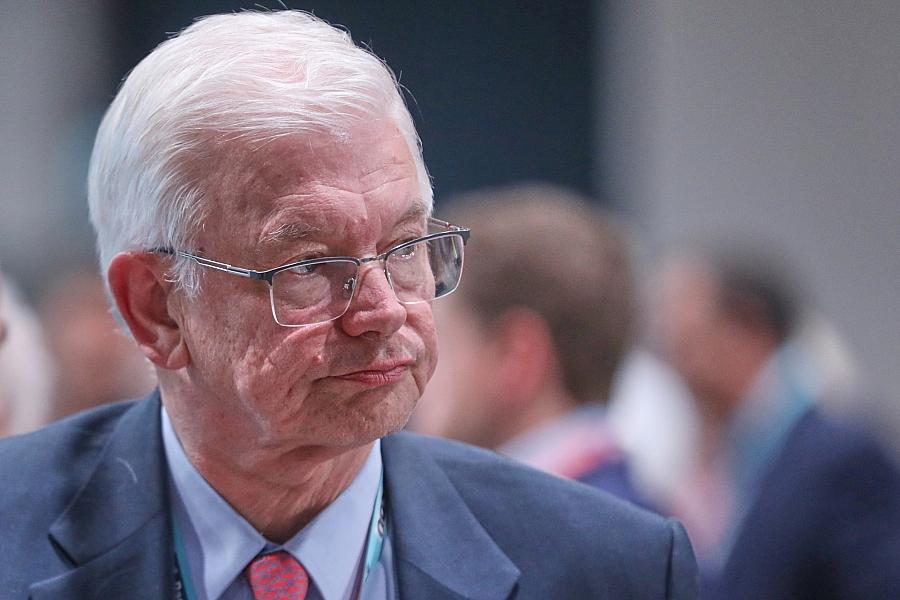 Roland Koch: Minderheitsregierung wäre eine Honigspur zur AfD