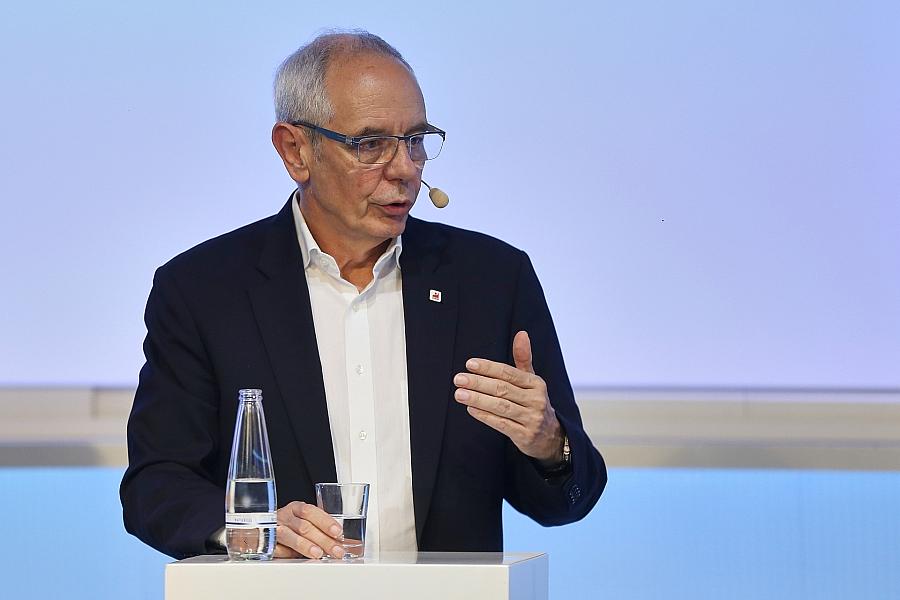 IGBCE-Chef kritisiert Merz und warnt vor AfD-Erfolgen
