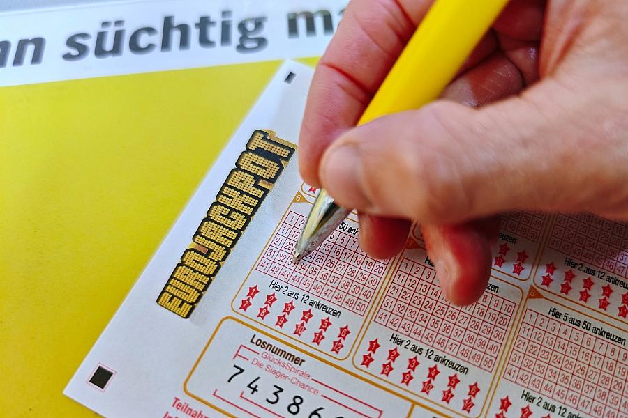 Eurojackpot-Gewinnzahlen vom Freitag: 5, 14, 31, 33, 43 und die Eurozahlen 3 und 4