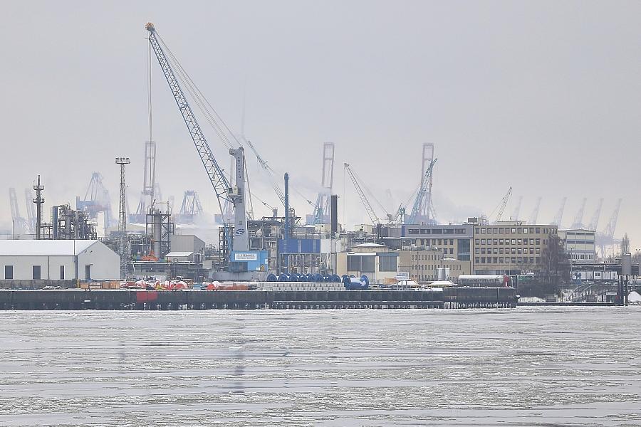Bundesregierung stoppt Cosco-Übernahme der Spedition Zippel: Sicherheitsbedenken bei Hafenlogistik