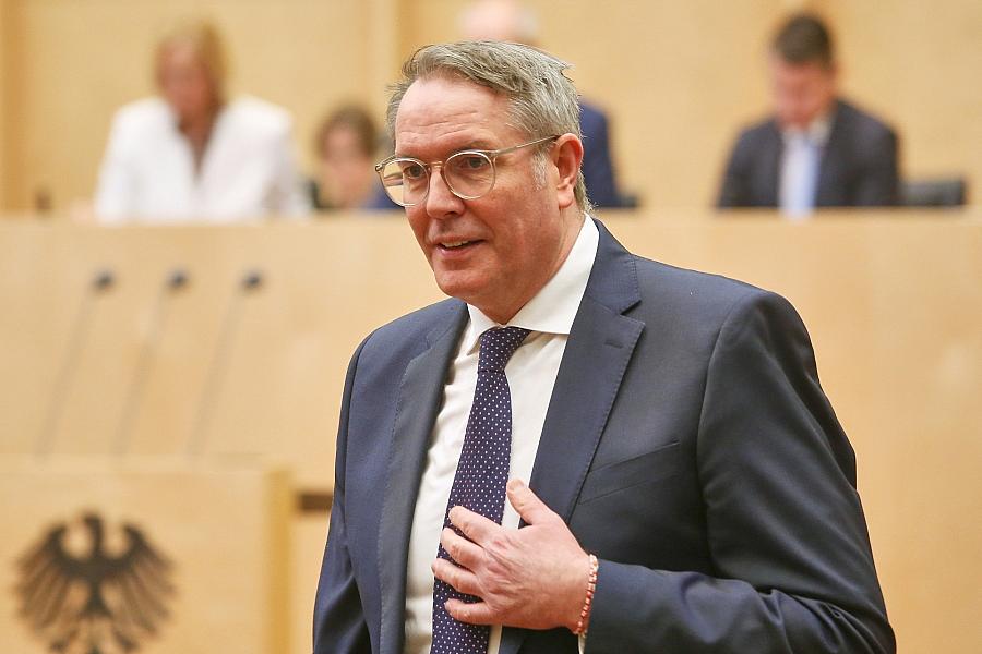 SPD in Rheinland-Pfalz bestätigt Schweitzer-Wechsel nach Berlin