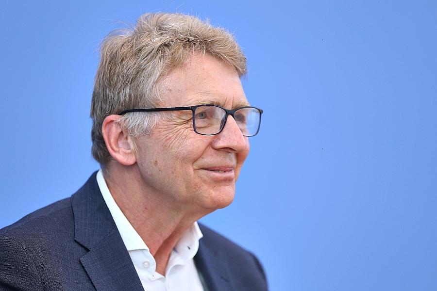 Deutscher Ethikrat begrüßt Bundestagsentscheidung zu Pränataltests und fordert bessere Beratung für Eltern