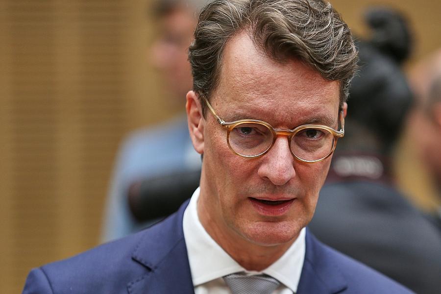 Tankrabatt: Hendrik Wüst kritisiert Mineralölkonzerne scharf – Steuersenkung muss 1:1 weitergegeben werden