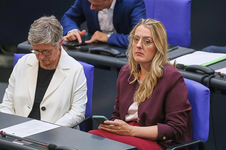 Grüne fordern neue Strategie gegen AfD: Bisherige Versuche haben nicht gereicht