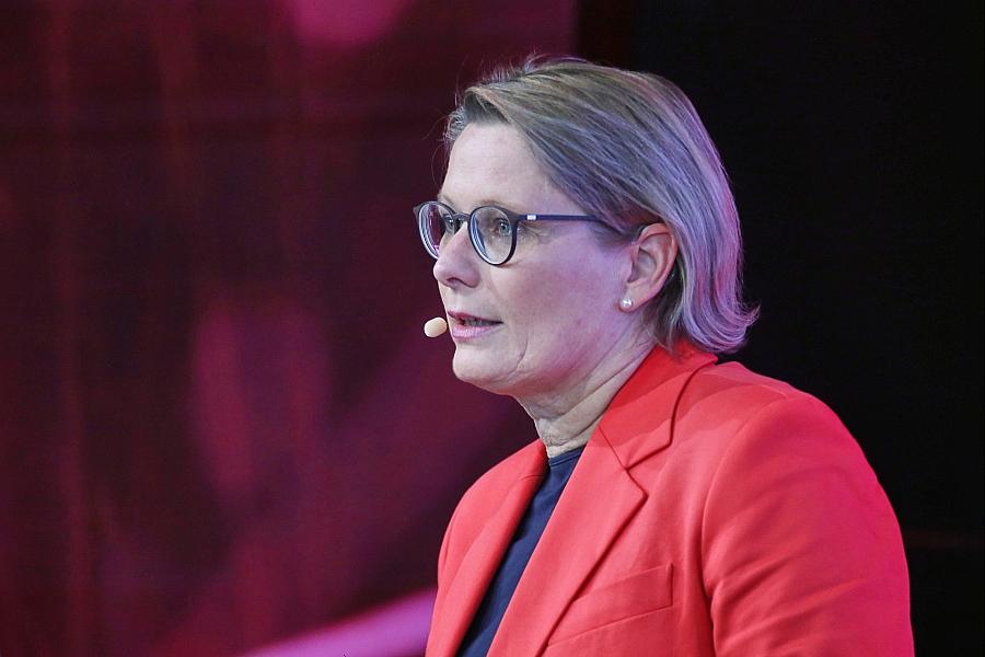 Bundesjustizministerin Hubig will Extremisten den Zugang zum Schöffenamt erschweren und legt Gesetzentwurf vor