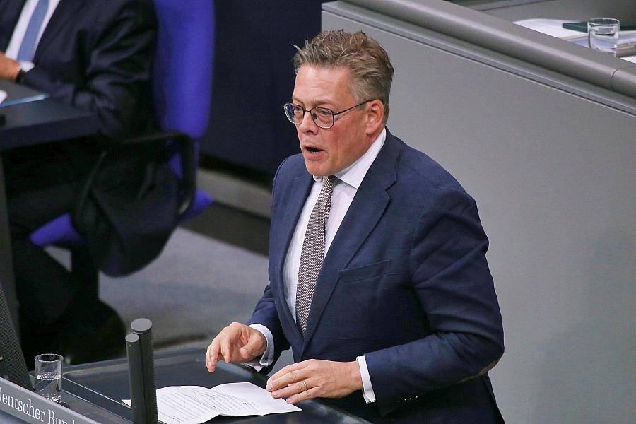 Nach Causa Kocak: Grünen-Innenexperte von Notz fordert weitere Sicherungsmechanismen für den Bundestag