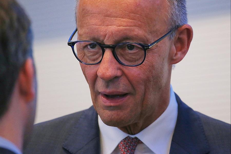 SPIEGEL-Ipsos-Politikmonitor: Mehrheit der Deutschen hält Merz` Kanzlerschaft für gescheitert – 80 Prozent im Osten unzufrieden