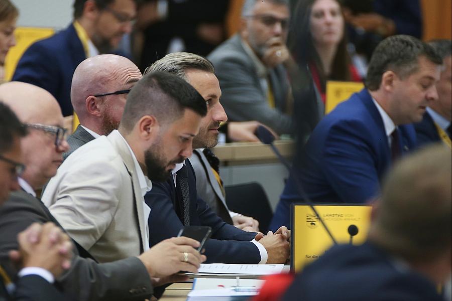 CDU Sachsen-Anhalt verlässt Plenarsaal bei AfD-Wahl von Ulrich Siegmund