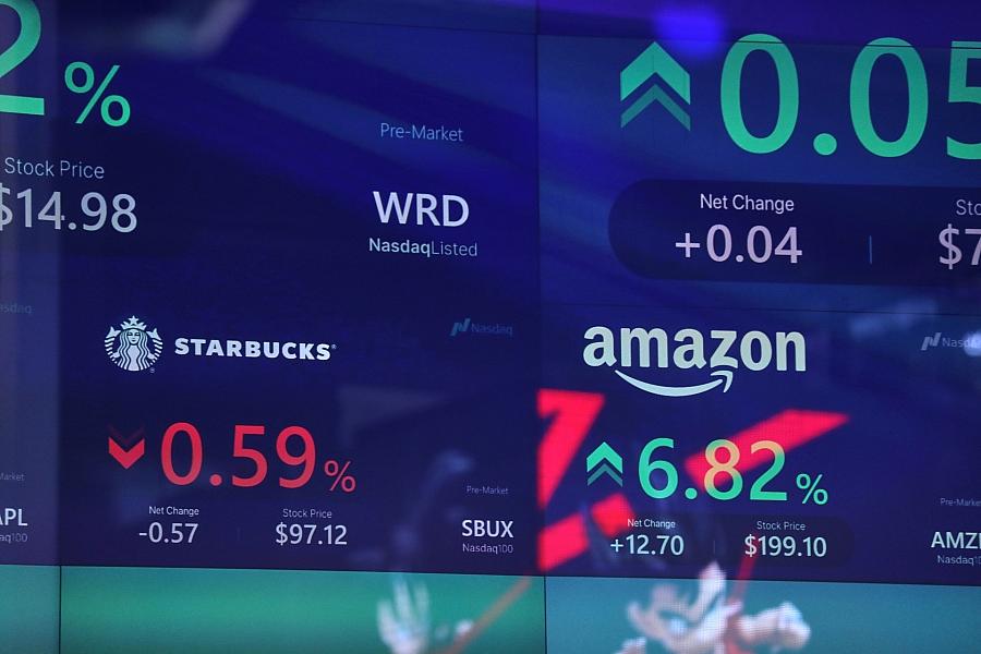 US-Börsen legen zu: Dow bei 51.655 Punkten, S&P 500 und Nasdaq im Plus, Gold steigt auf 4.195 Dollar