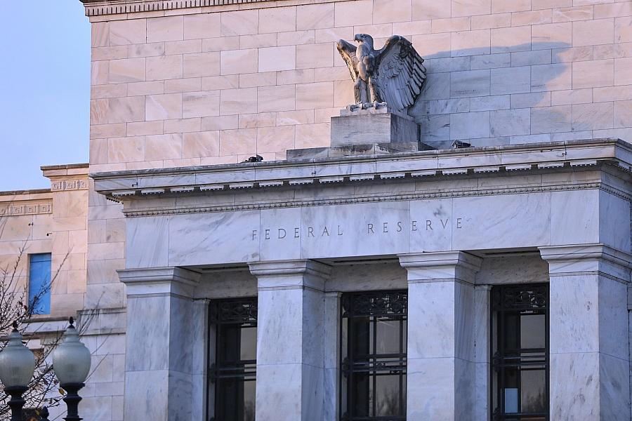 Fed hält an aktuellem Zinsniveau fest