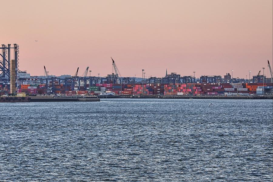 Auftragseingang Verarbeitendes Gewerbe August 2026 sinkt um 10,6 Prozent