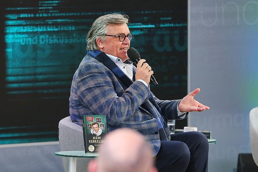 Kerkeling über Petition für ihn als Bundespräsident: „Das wird für Diskussionen sorgen, die einer freien Gesellschaft guttun“