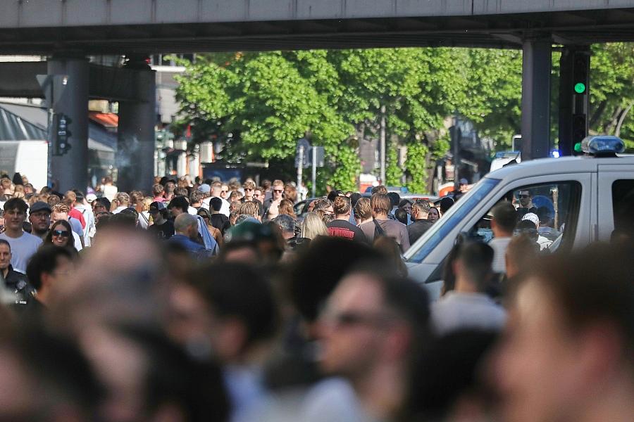 Initiative „Gen Z regelt das“ plant Protestaktion am 31. Oktober und distanziert sich von Gewalt