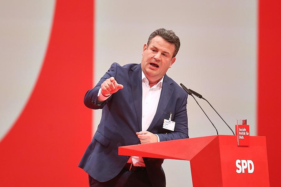 Hubertus Heil lässt SPD-Vorsitz offen: „Ich kann das nicht ausschließen“ – Zweifel an Berliner Linken