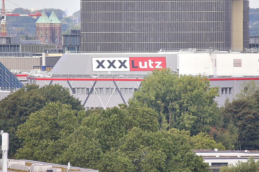 XXXLutz-Übernahme von Porta: Deutschlandchef Alois Kobler rechnet mit EU-Phase-II-Prüfung und Abschluss erst 2027