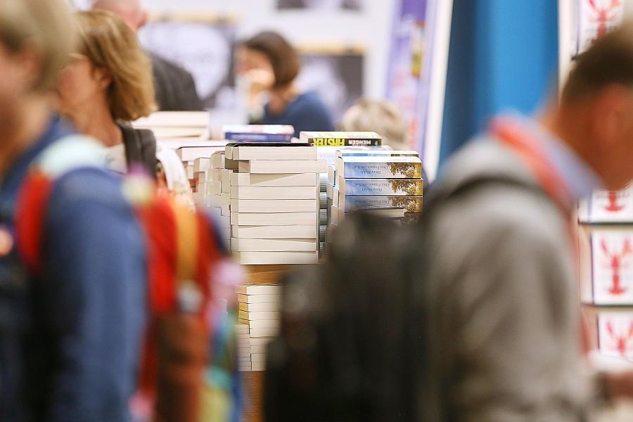 Anne Carson erhält Literatur-Nobelpreis: Kanadierin für genreübergreifendes Werk geehrt